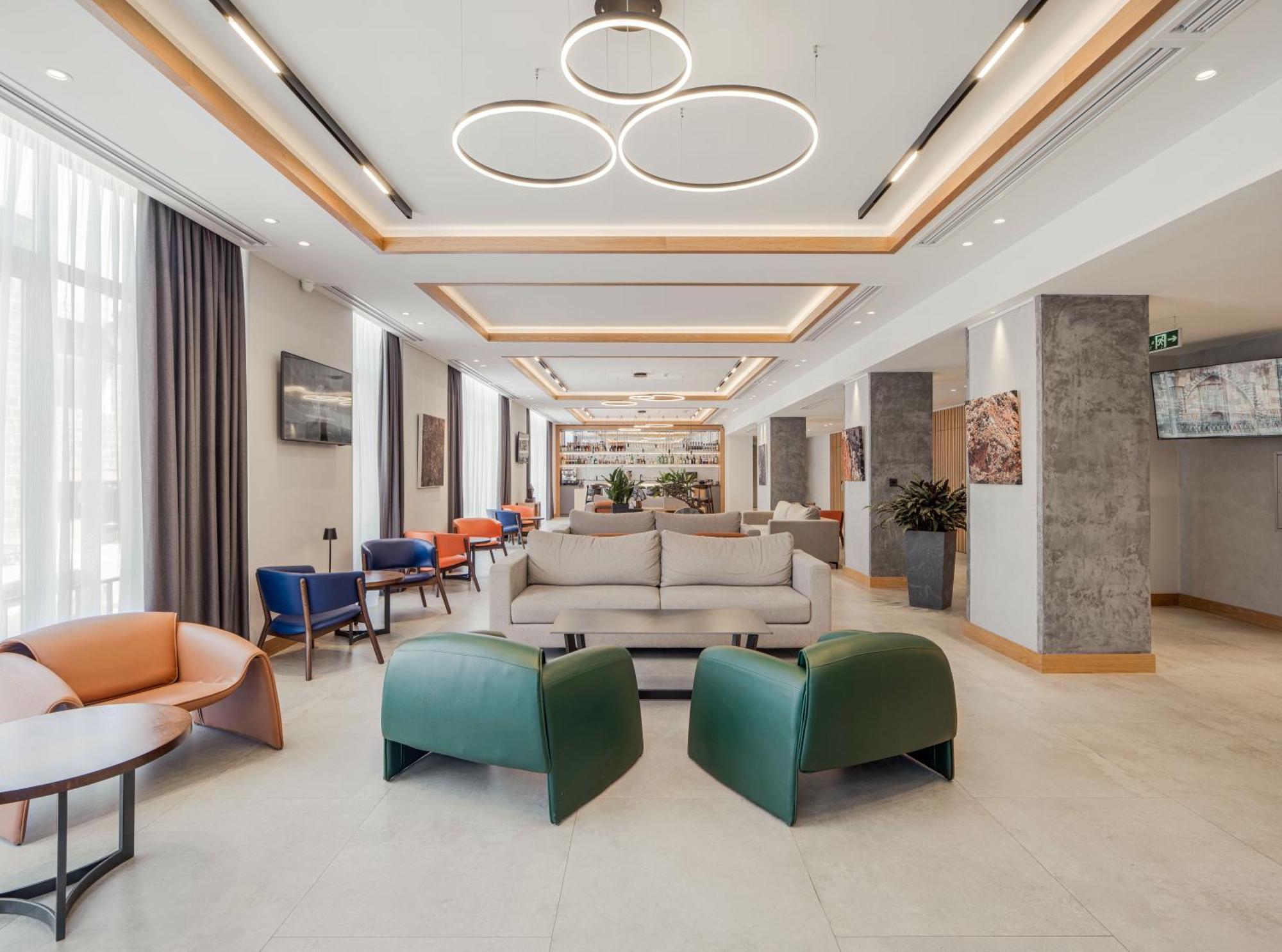 Radisson Hotel & Spa غيومري المظهر الخارجي الصورة