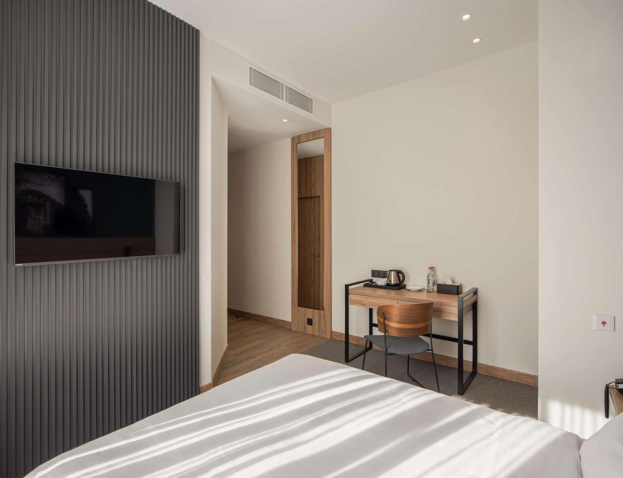 Radisson Hotel & Spa غيومري المظهر الخارجي الصورة