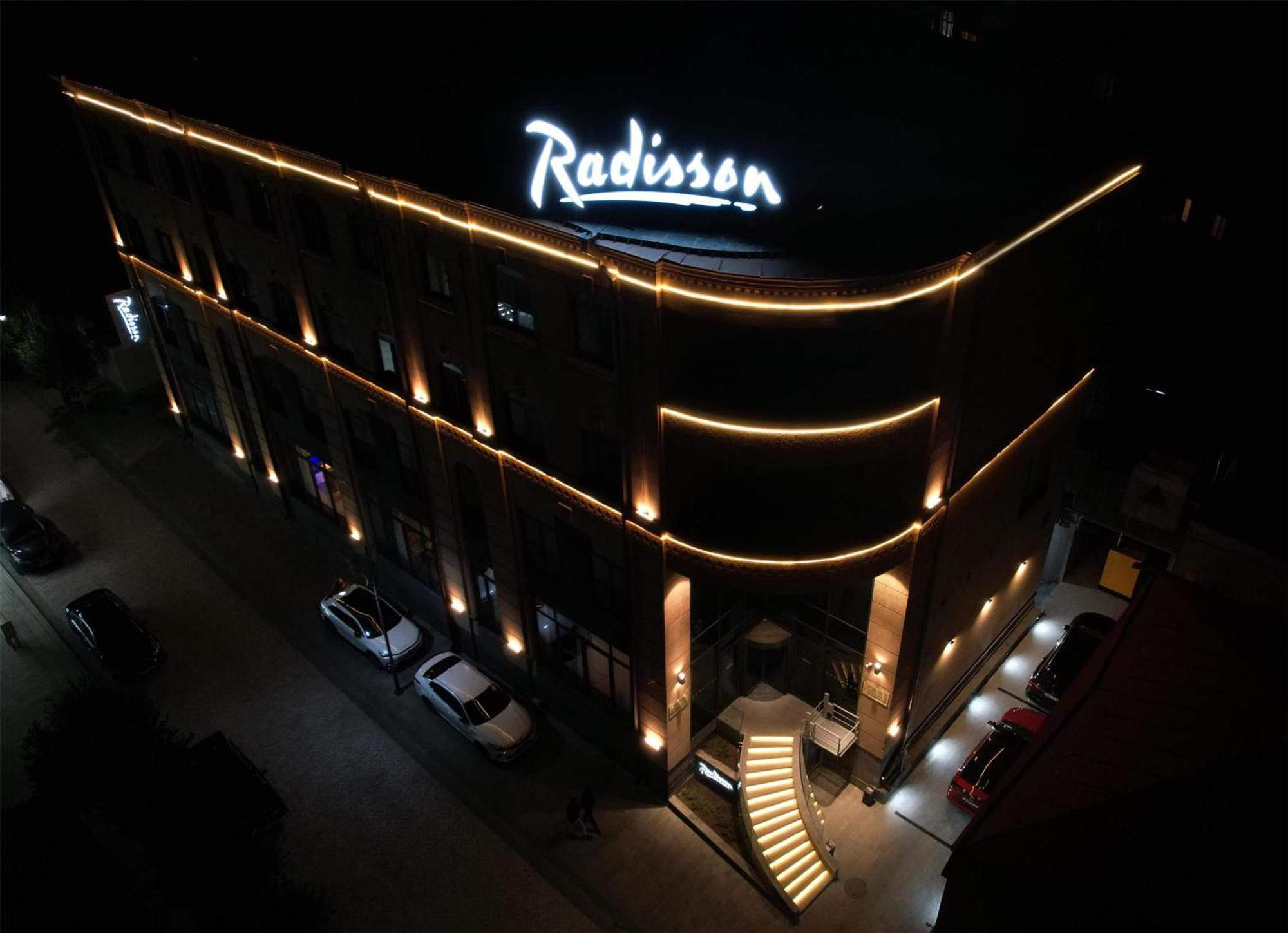 Radisson Hotel & Spa غيومري المظهر الخارجي الصورة